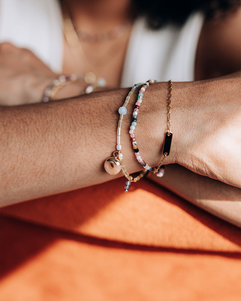 Sixteen | Gold Multi-Strands Stones Bracelet