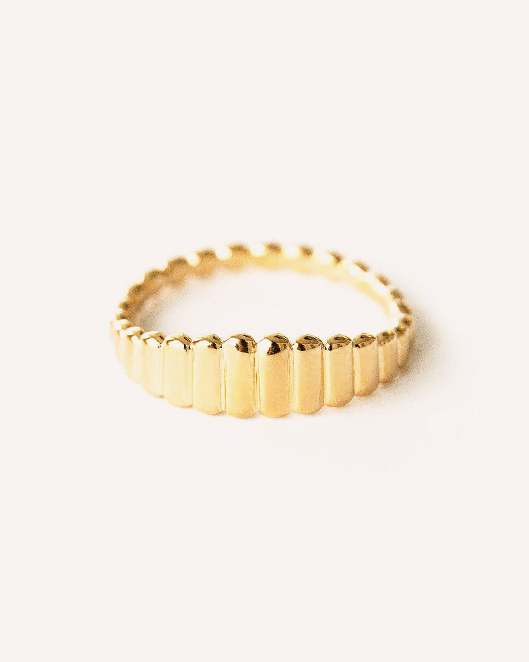 Ribba | 10K Solid Gold Ribbed Ring | wellDunn jewelry