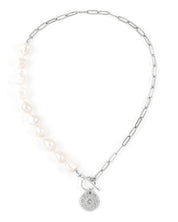 Hera Silver Necklace