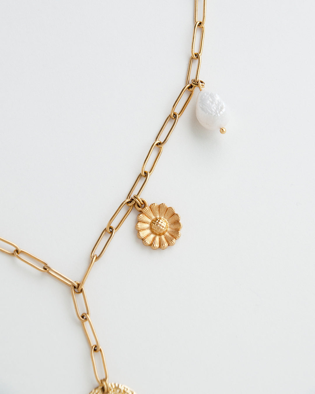 Botani Gold Necklace