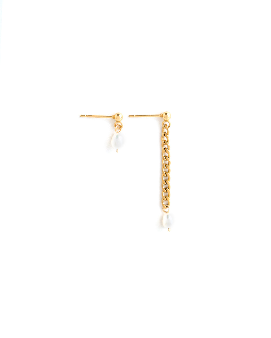 Eperlan | Gold Asymmetrical Pearl Earrings