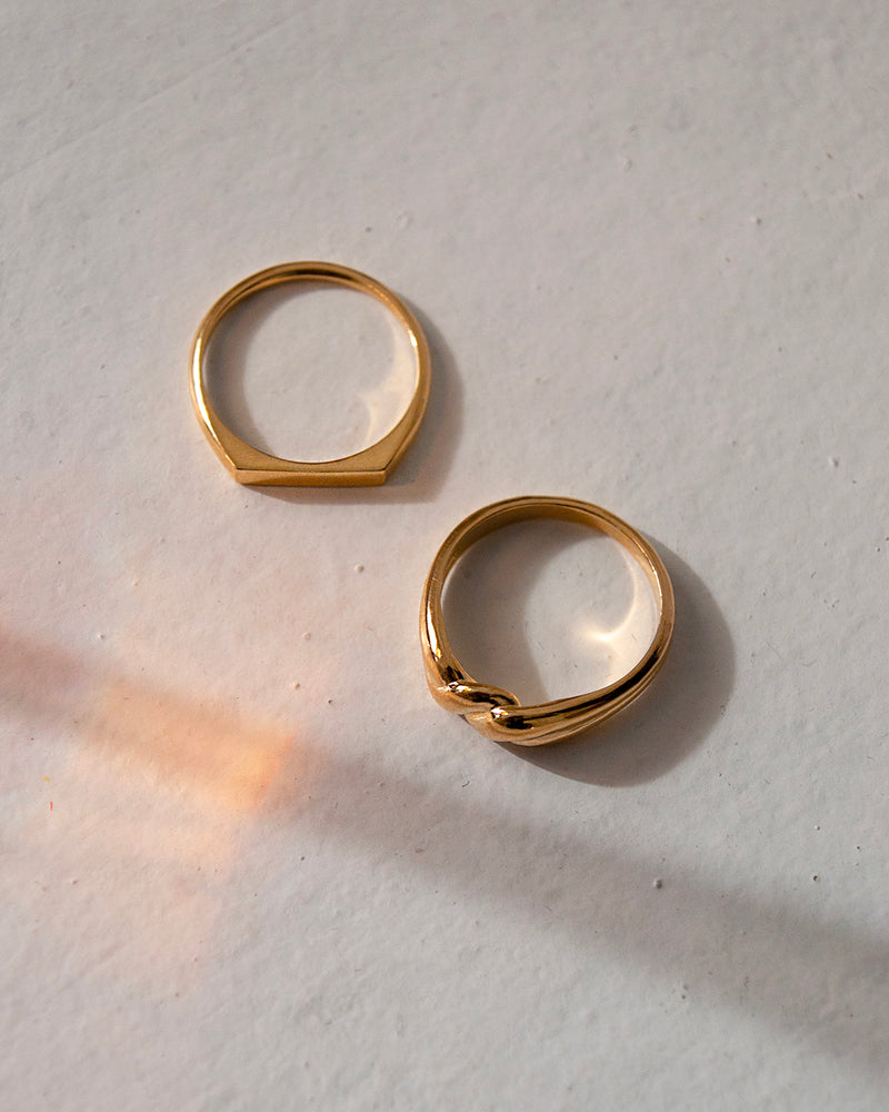 Fuso | Gold Vermeil Thin Signet Ring