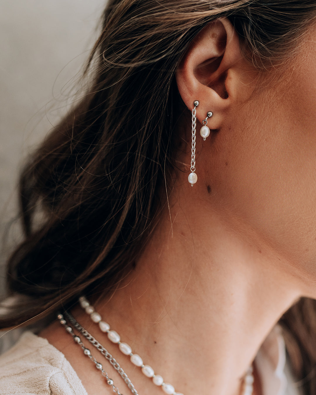 Eperlan Silver Earrings