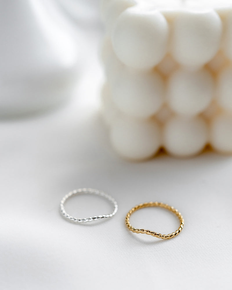 Babka | Sterling Silver Curved Twisted Ring